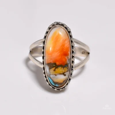 Boho Beaded Oval Spiny Oyster Turquoise Ring — close-up front detail
