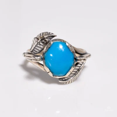 Art Nouveau-Inspired Leaf and Scroll Arizona Turquoise Ring — close-up front detail