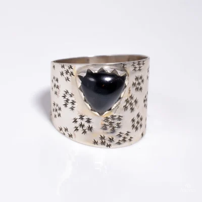 Mid-Century-Inspired Starburst Blue Tiger Eye Wide Band Ring — front detail view