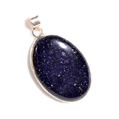 Minimalist Blue Sparkle Oval Necklace — front detail view